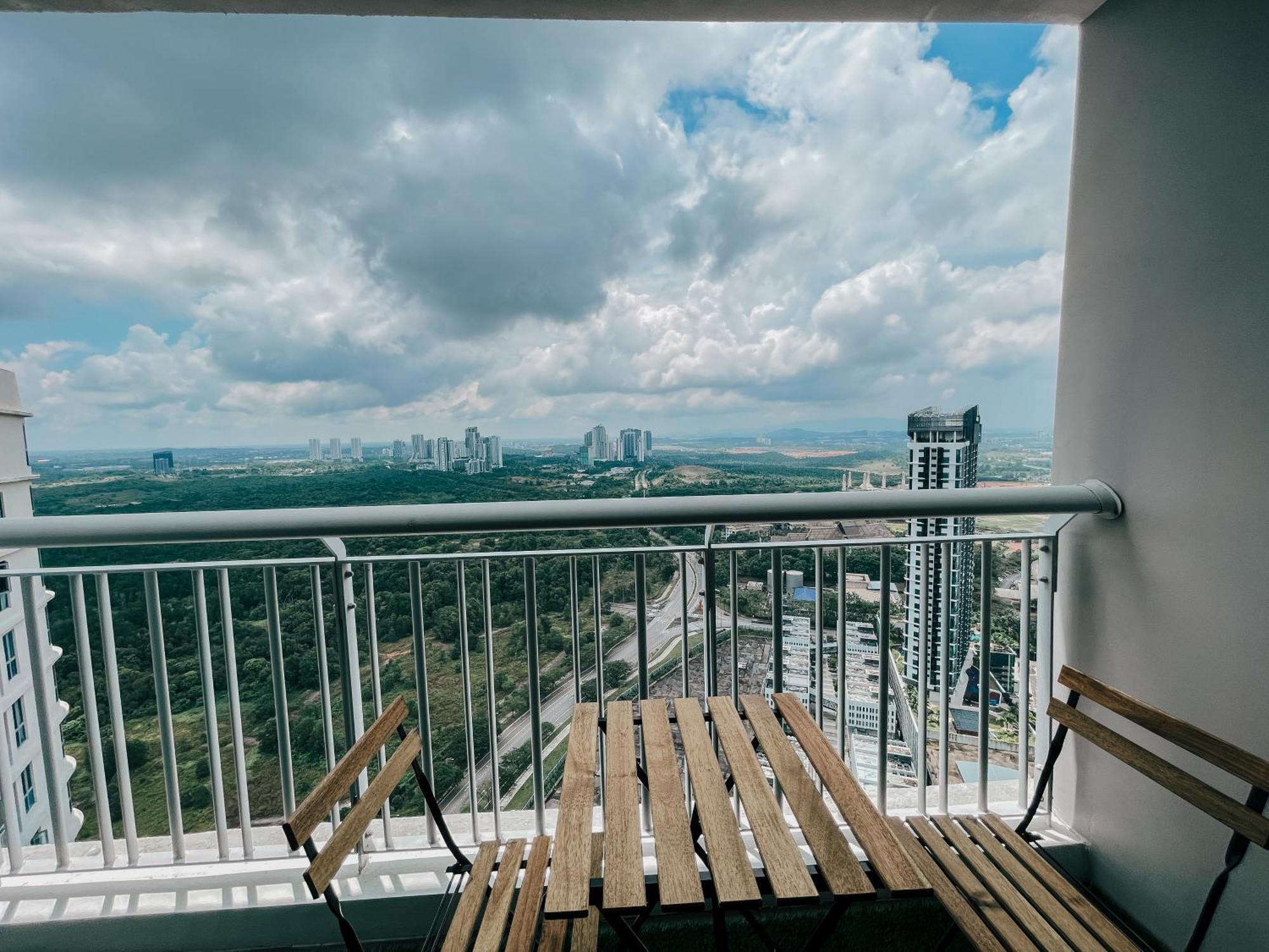 Teega Suites Puteriharbour By Wp Homestay Johor Bahru Exterior photo